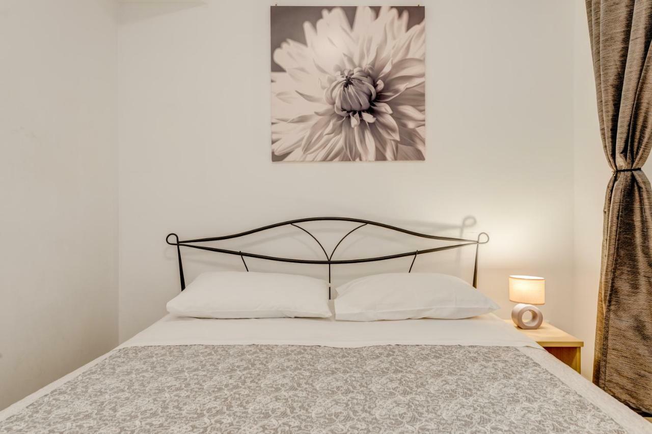 Bed and Breakfast Porta Adriatica Spalato Esterno foto